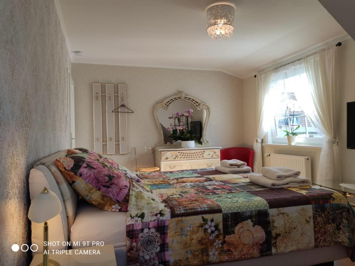 Blumen Apartment Hamborg Eksteriør billede